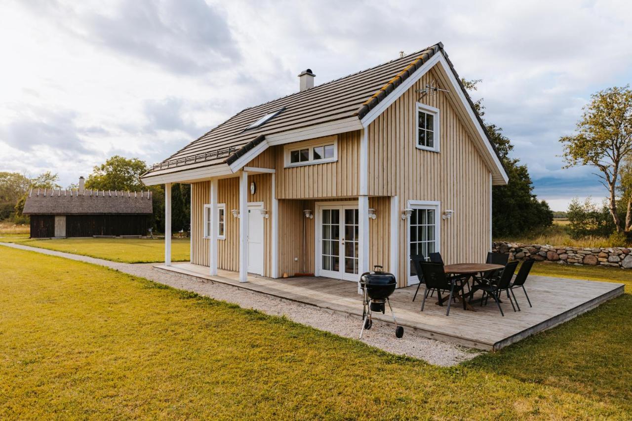 Holmiranna Holiday Homes Kungla Esterno foto