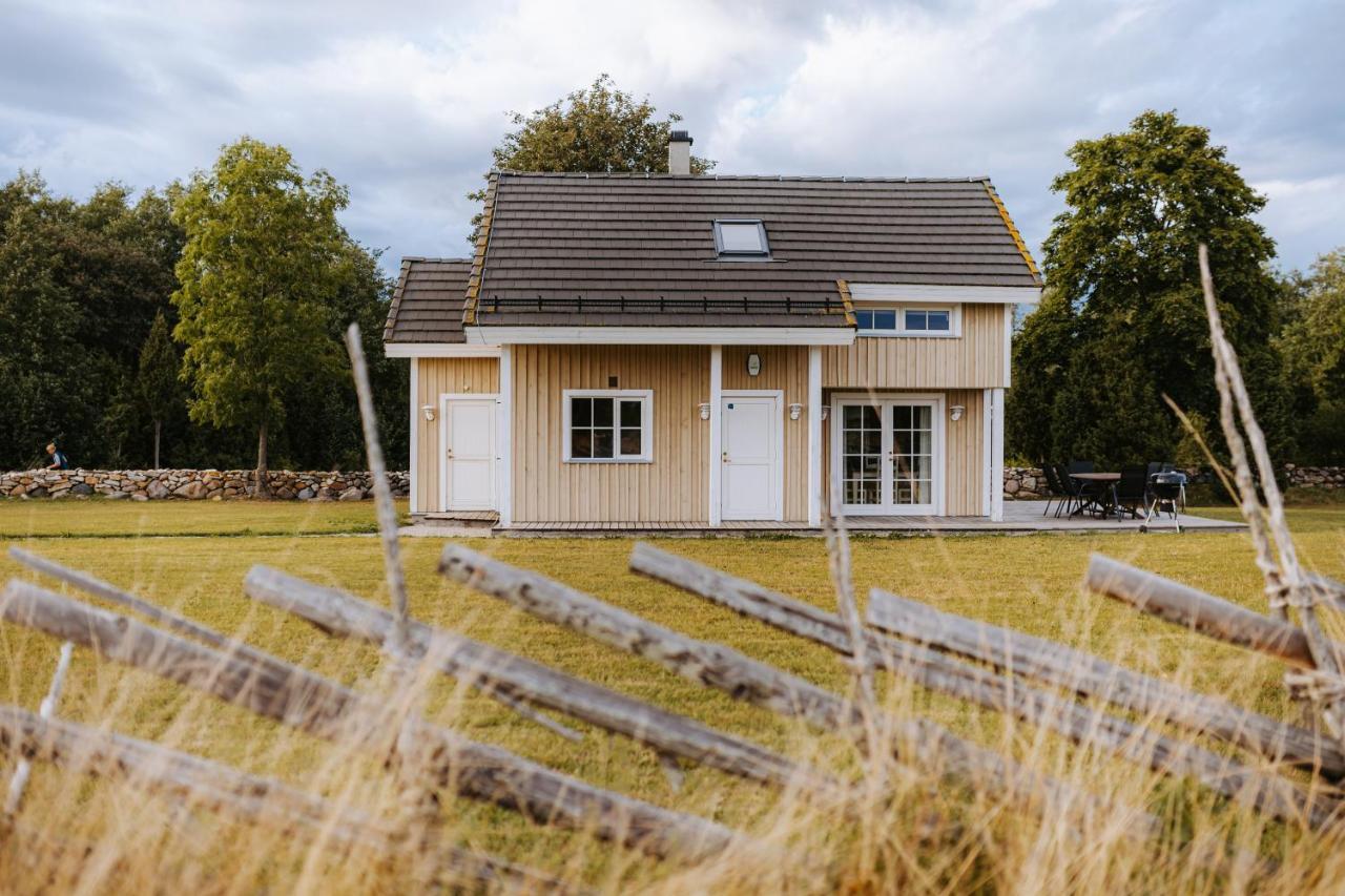 Holmiranna Holiday Homes Kungla Esterno foto